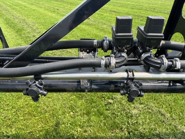 2022 MILLER 7310 HIGH CLEARANCE SPRAYER