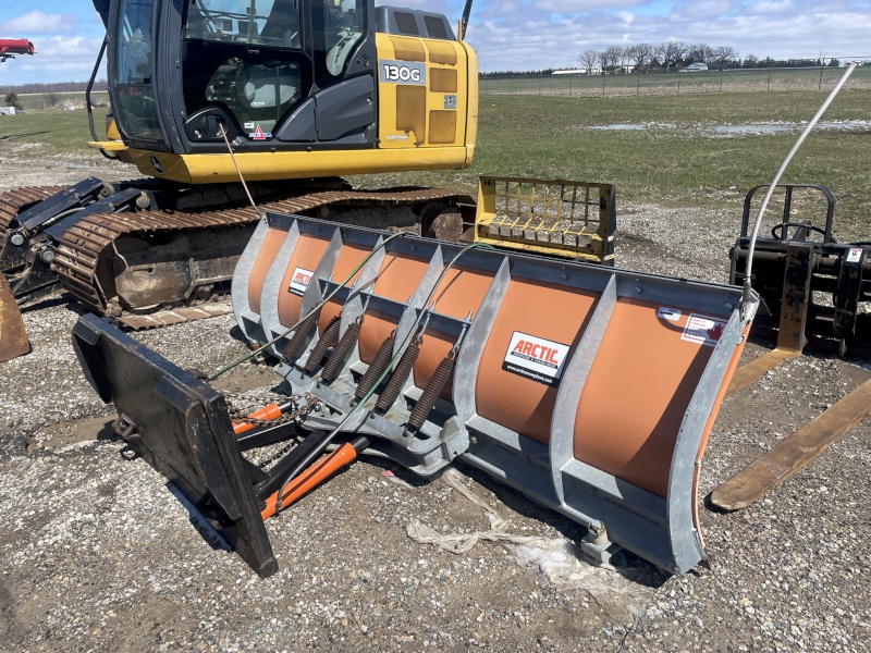 ARCTIC 108 INCH SNOW BLADE