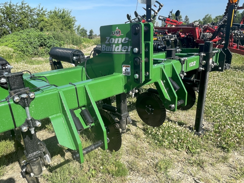 2025 UNVERFERTH 122 ZONE-BUILDER SUBSOILER DEEP TILLAGE TOOL