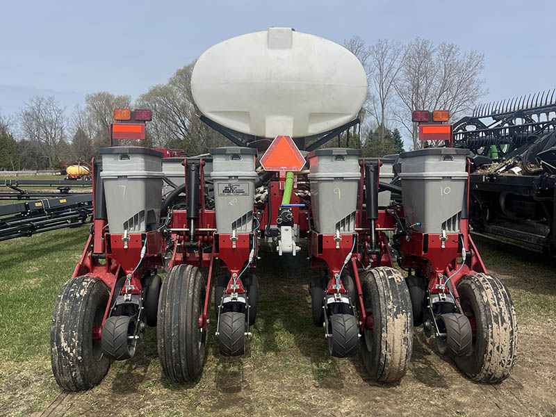 2014 CASE IH 1255 16 ROW PLANTER