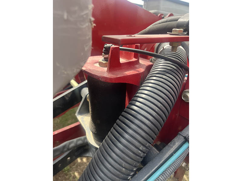 2014 CASE IH 1255 16 ROW PLANTER