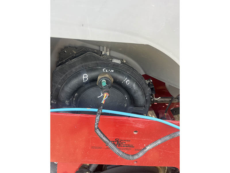 2014 CASE IH 1255 16 ROW PLANTER