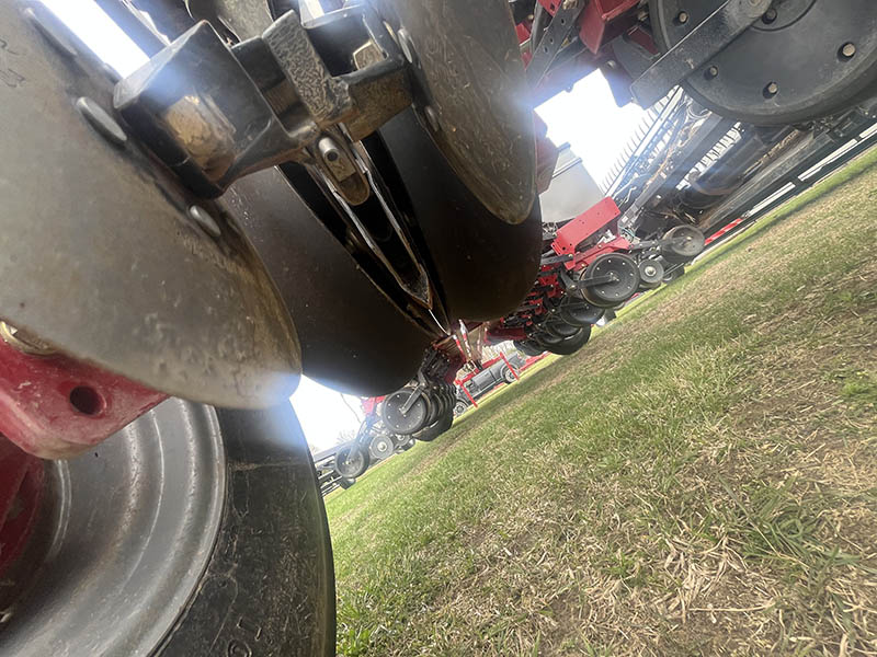 2014 CASE IH 1255 16 ROW PLANTER