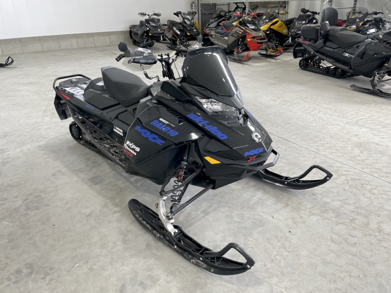 2017 SKI-DOO MXZ X 850 E-TEC SNOWMOBILE