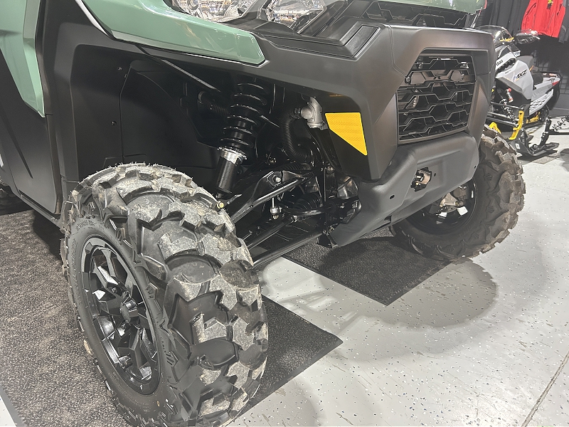 ATV & Utility Vehicles  2025 CAN-AM DEFENDER DPS CAB SIDE BY SIDE Photo
