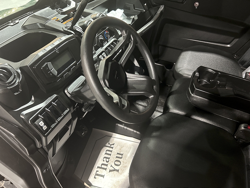ATV & Utility Vehicles  2025 CAN-AM DEFENDER DPS CAB SIDE BY SIDE Photo