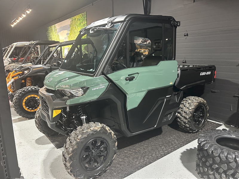 ATV & Utility Vehicles  2025 CAN-AM DEFENDER DPS CAB SIDE BY SIDE Photo