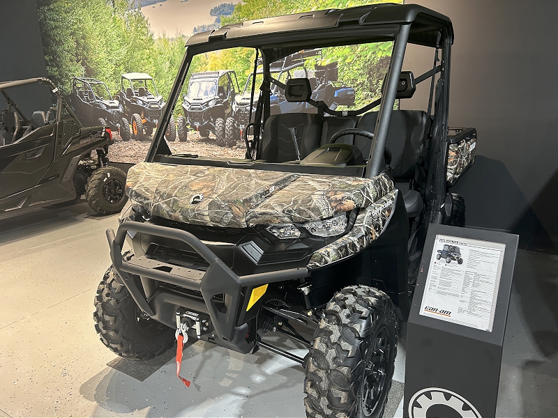 ATV & Utility Vehicles  2025 CAN-AM DEFENDER XT HD9 SIDE BY SIDE Photo