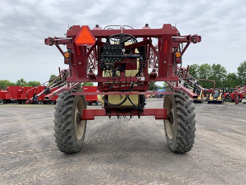 2007 HARDI COMMANDER CM1500 PULL TYPE SPRAYER