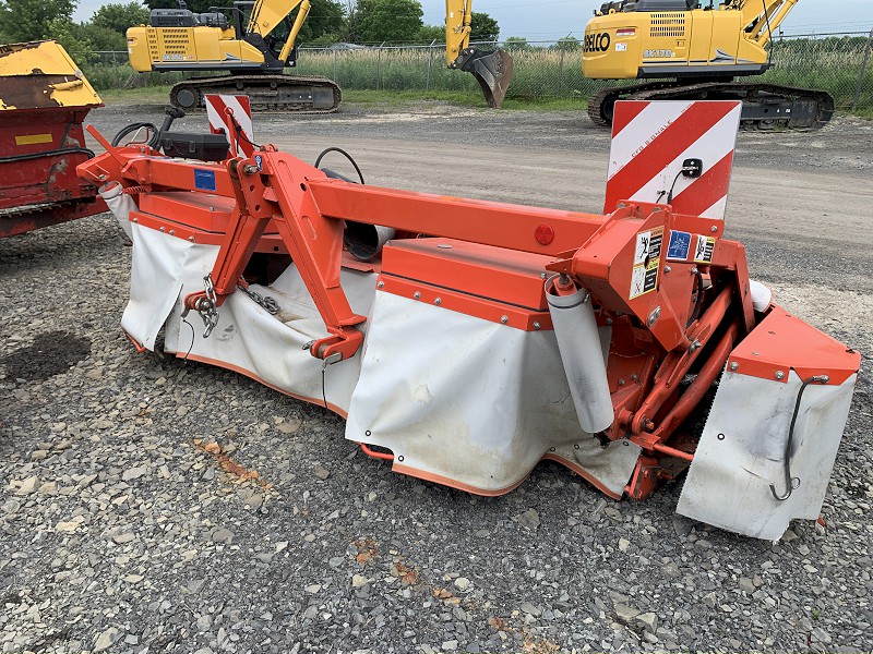 2011 KUHN GMD802F FRONT MOUNT MOWER