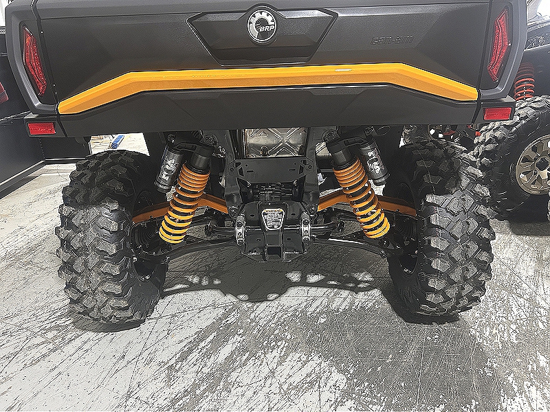 ATV & Utility Vehicles  2025 CAN-AM COMMANDER XT-P 1000R SIDE BY SIDE Photo