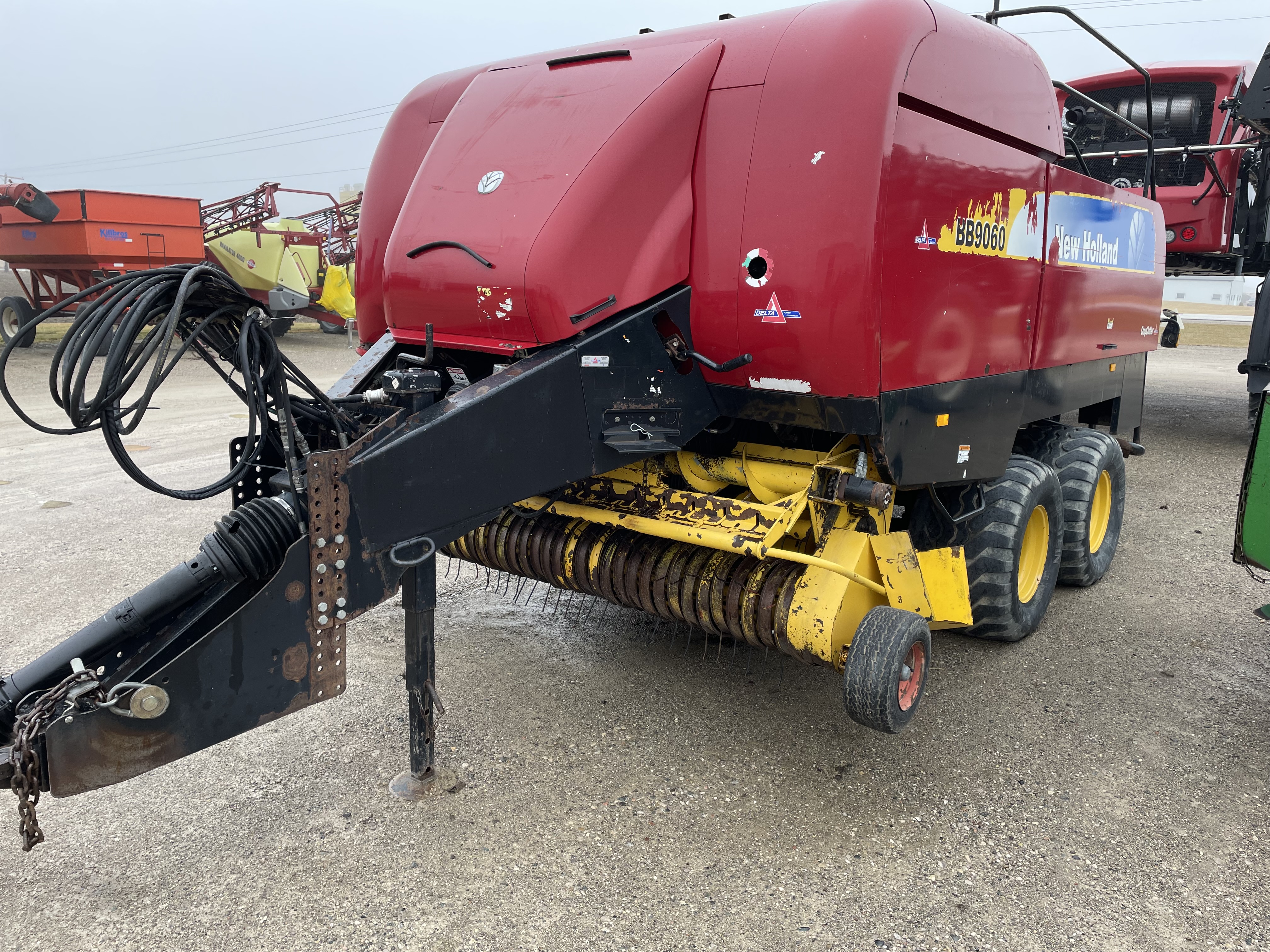 2009 NEW HOLLAND BB906 BIG SQUARE BALER