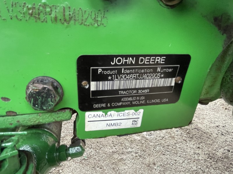 2018 JOHN DEERE 3046R TRACTOR WITH CAB & LOADER