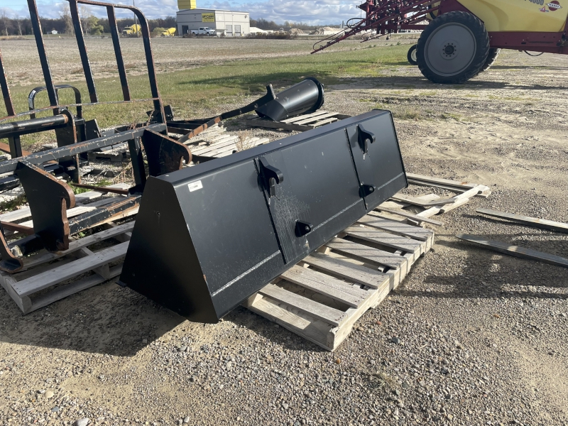 2024 NEW HOLLAND 84 INCH LOADER BUCKET
