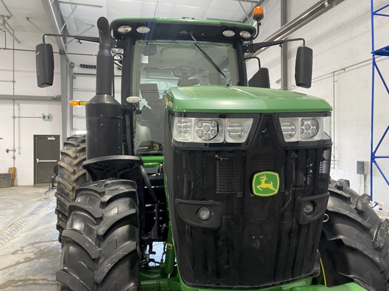 2017 JOHN DEERE 7270R TRACTOR
