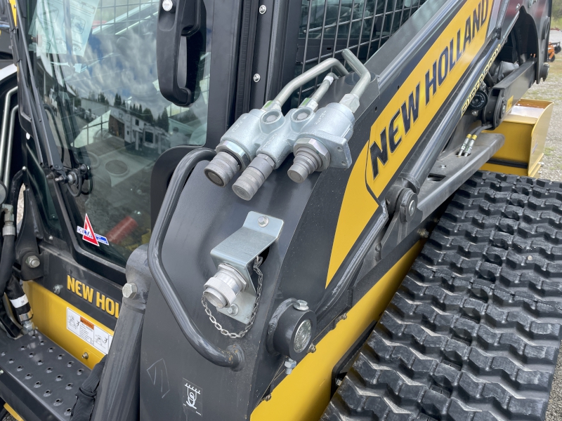 2025 NEW HOLLAND C332 COMPACT TRACK LOADER