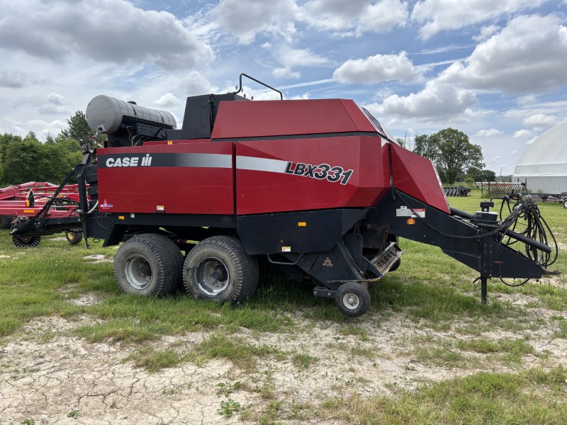 2003 CASE IH LBX331 BIG SQUARE BALER