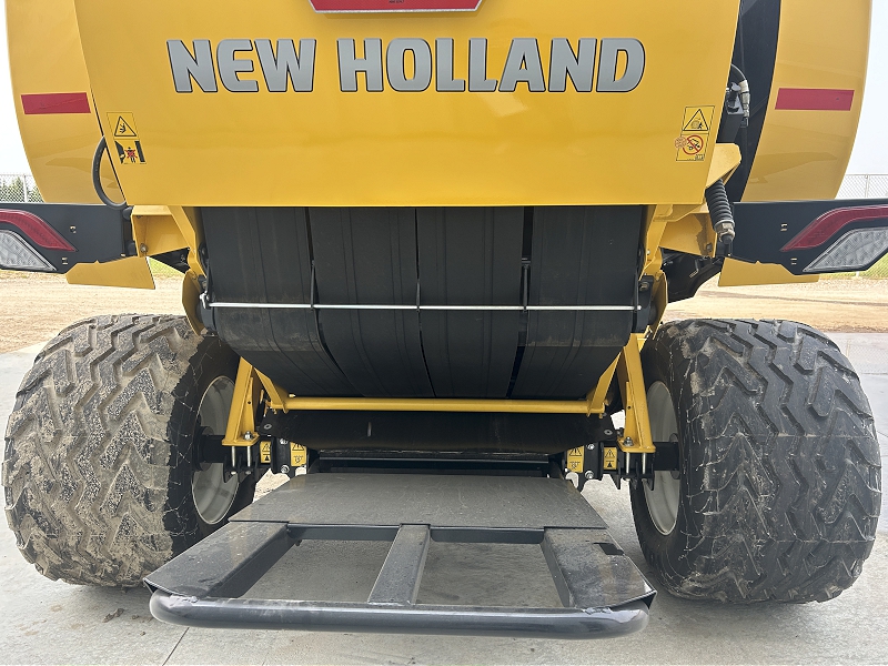 2025 NEW HOLLAND PRO-BELT 450 ROUND BALER