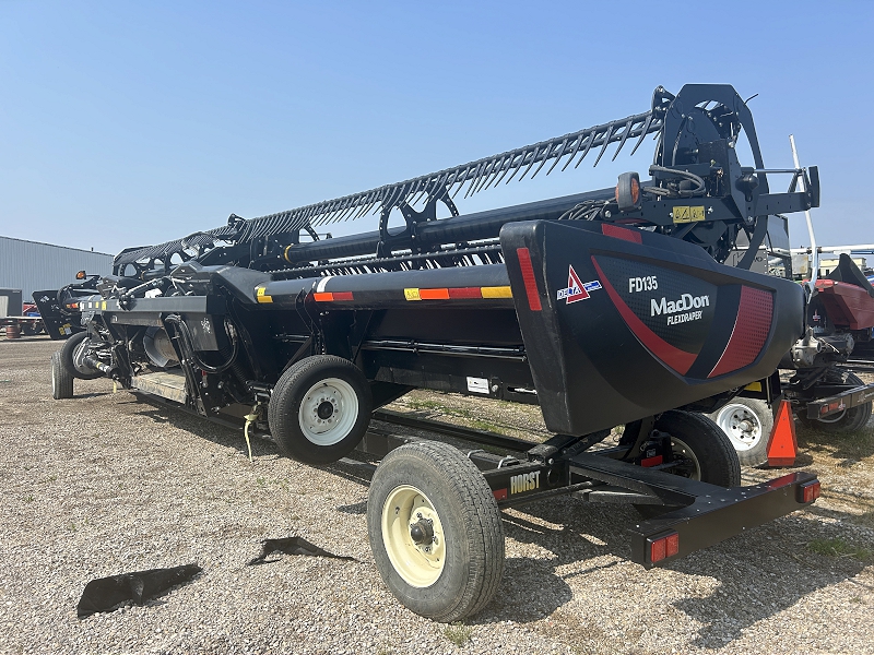 2021 MACDON FD135 FLEX HEAD