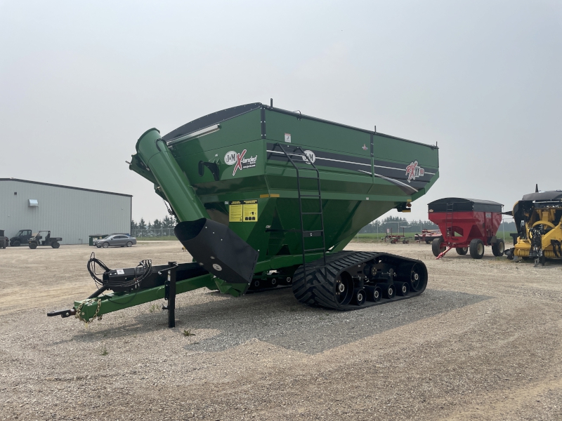 2025 J & M 1112-20S X-TENDED REACH GRAIN CART
