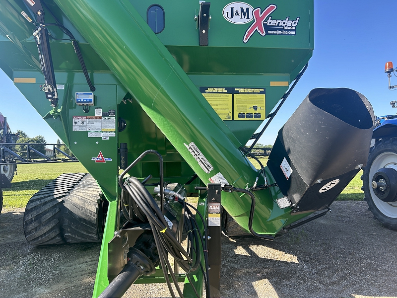 2025 J & M 1112-20S X-TENDED REACH GRAIN CART