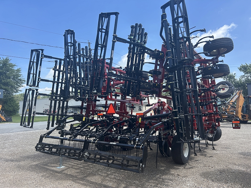 2025 SALFORD 550-40 S-TINE FIELD CULTIVATOR