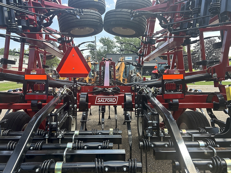 2025 SALFORD 550-40 S-TINE FIELD CULTIVATOR