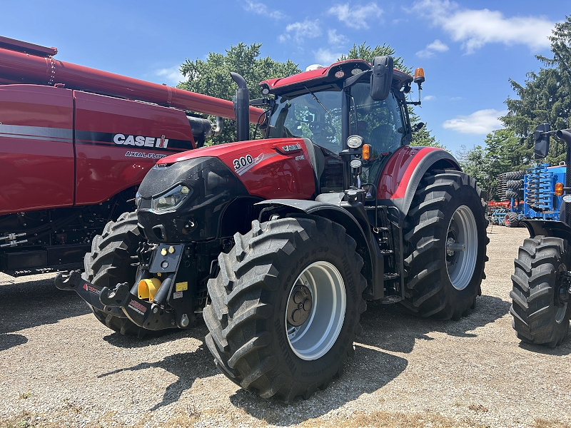 2020 CASE IH OPTUM 300 CVT TRACTOR