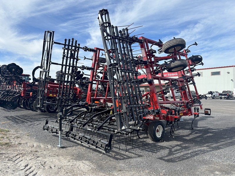 2025 SALFORD 550-32 C-SHANK FIELD CULTIVATOR