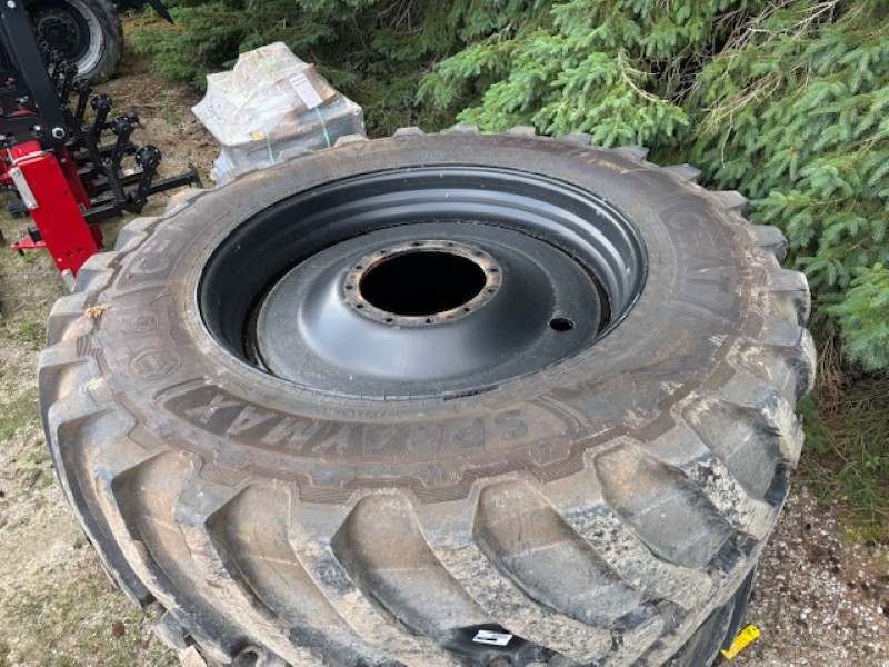 2025 FLOATER TIRE PACKAGE FOR NEW HOLLAND SP.370F GUARDIAN SPRAYER
