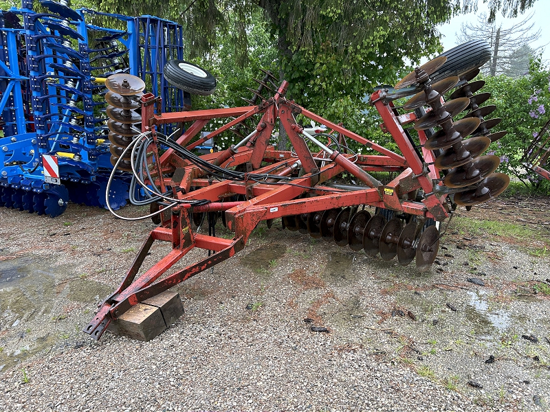 INTERNATIONAL 490 DISK HARROW