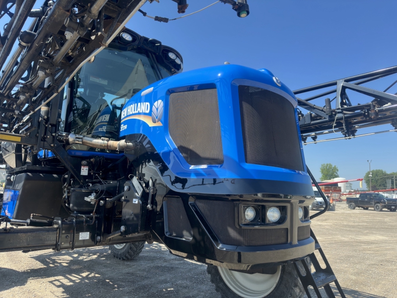 2014 NEW HOLLAND SP.275R SPRAYER