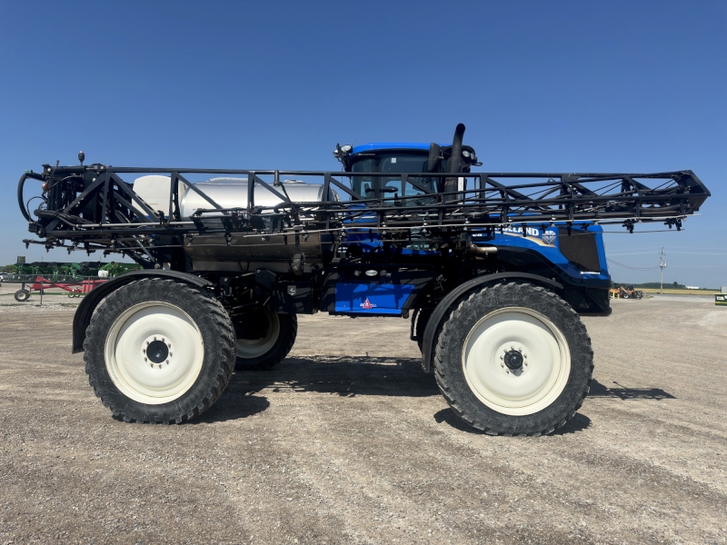 2014 NEW HOLLAND SP.275R SPRAYER