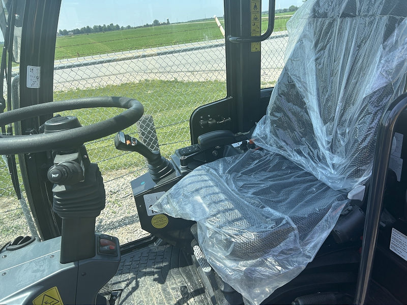 2023 YANMAR V7 WHEEL LOADER