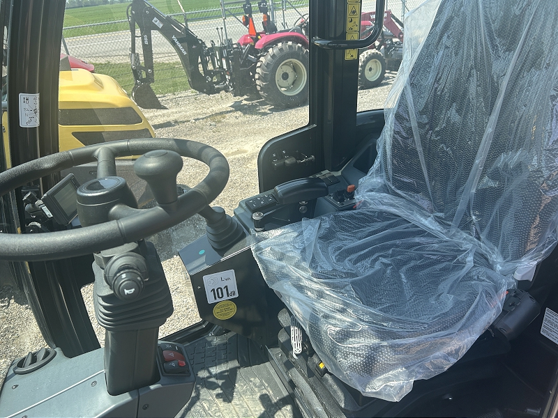 2023 YANMAR V7 WHEEL LOADER