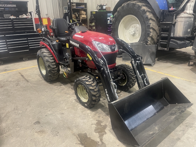 2022 YANMAR SA325BI-L TRACTOR WITH LOADER