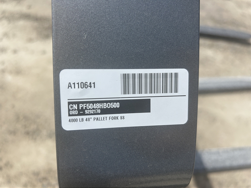 2025 CNH 4000 POUND PALLET FORK