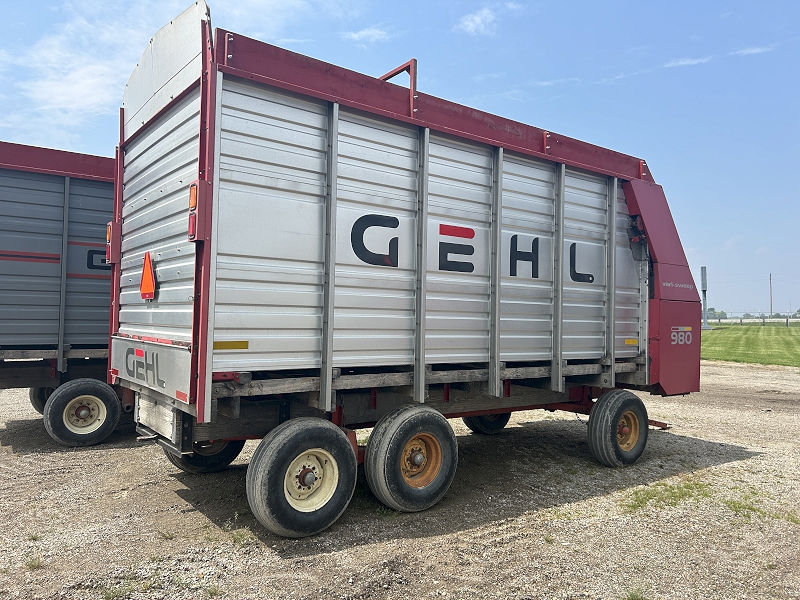 2000 GEHL BU980 FORAGE BOX