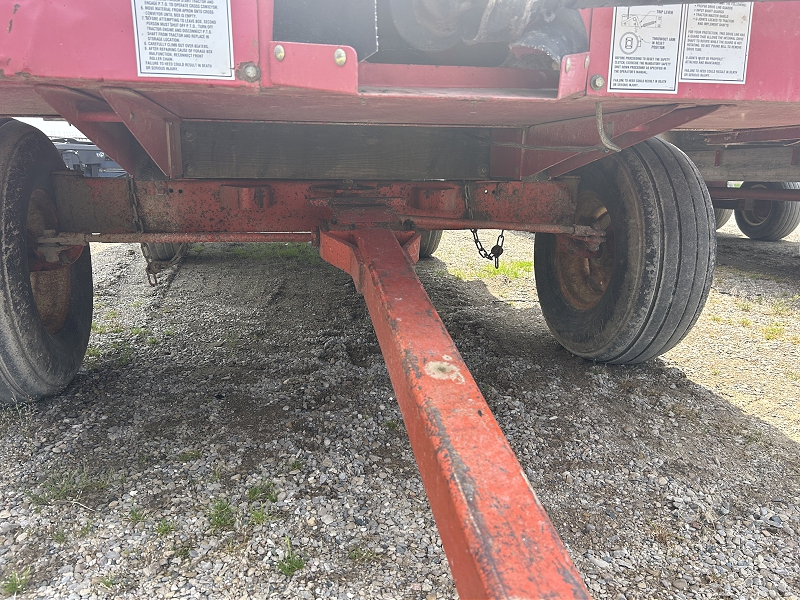 2000 GEHL BU980 FORAGE BOX