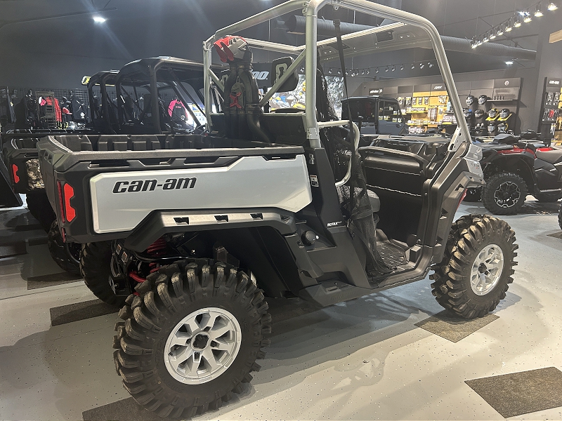 ATV & Utility Vehicles  2025 CAN-AM DEFENDER XMR HD10 SIDE BY SIDE Photo