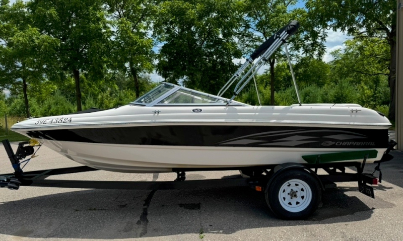 2003 CHAPPAREL 180SS 3.0L BOWRIDER BOAT WITH TRAILER