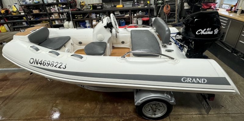 2015 GRAND G340 INFLATABLE BOAT WITH TRAILER