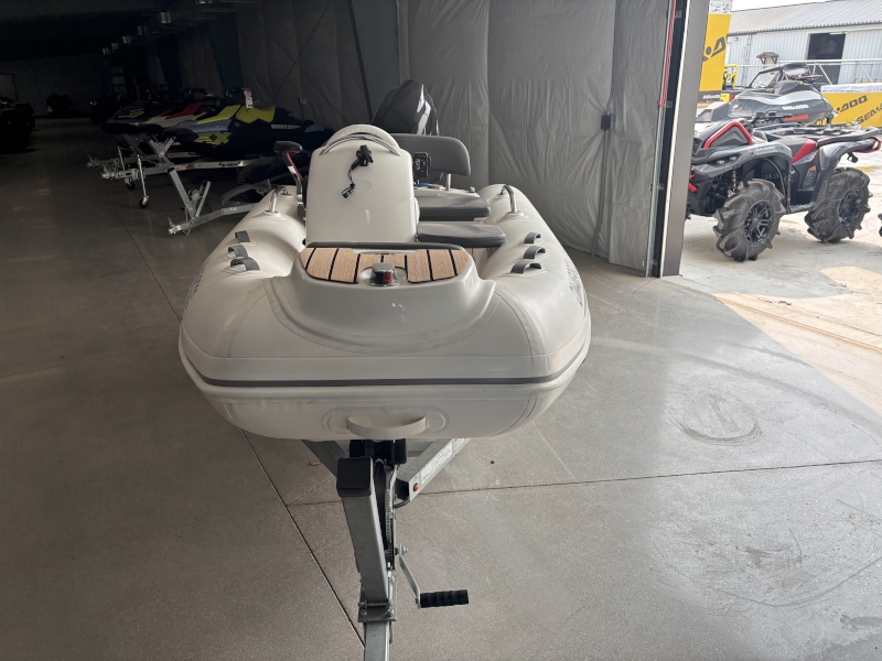 2015 GRAND G340 INFLATABLE BOAT WITH TRAILER