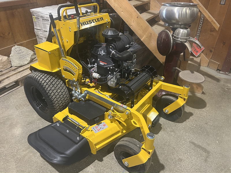 2025 HUSTLER SUPER S COMMERCIAL STAND ON ZERO TURN MOWER