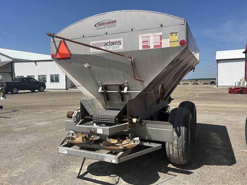 2010 ADAMS 8 TON PULL TYPE FERTILIZER SPREADER.
STOCK #A111041