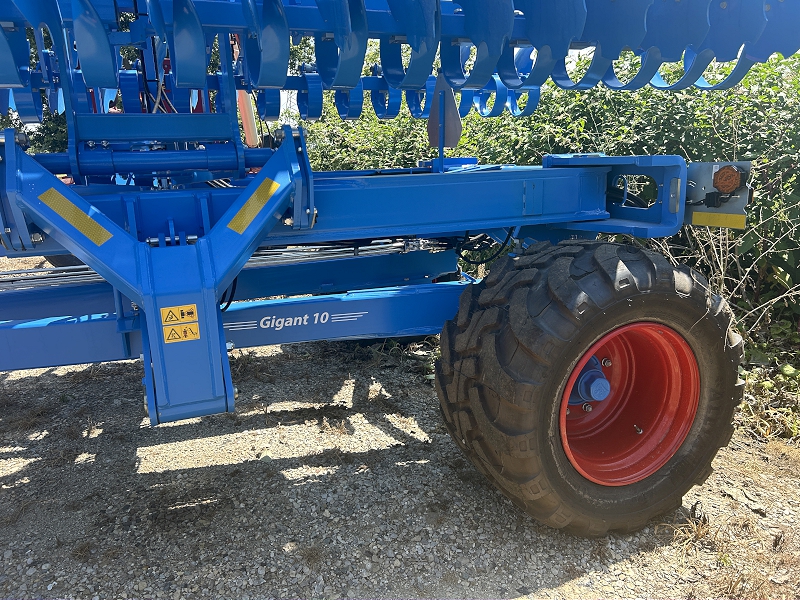 2025 LEMKEN GIGANT10 10M SYSTEM TRAC FOR HELIODOR9 COMPACT DISC