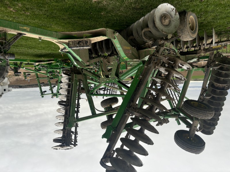 2016 JOHN DEERE 2623 TANDEM DISK