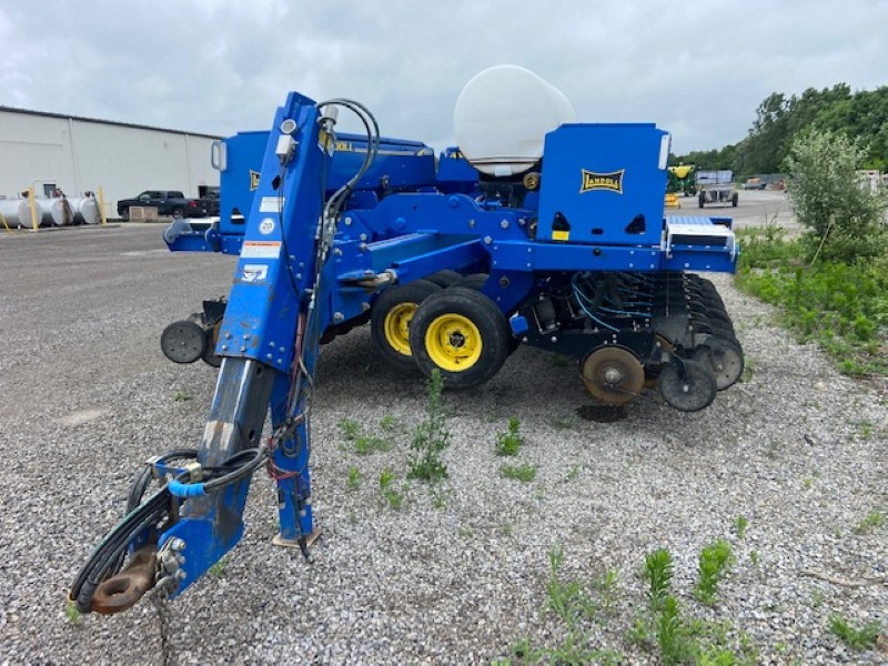 2014 LANDOLL 5531 GRAIN DRILL