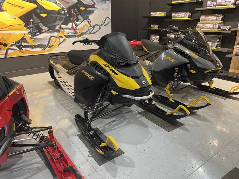 2026 SKI-DOO MXZ SPORT 600 EFI SNOWMOBILE