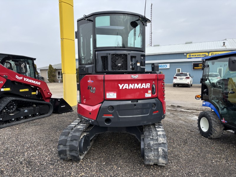 2025 YANAMR SV40 MINI EXCAVATOR WITH ANGLE BLADE AND 2 PTO